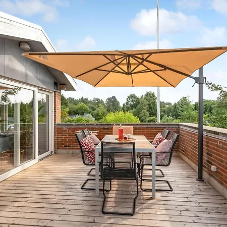 Stunning In With Kitchen * Ebeltoft